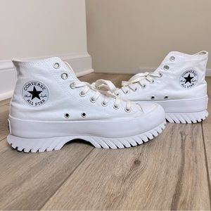 Chuck Taylor All Star Lugged 2.0 Unisex High Top Shoe